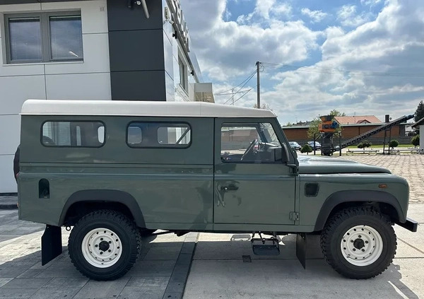 Land Rover Defender cena 89900 przebieg: 240752, rok produkcji 2010 z Tuliszków małe 562